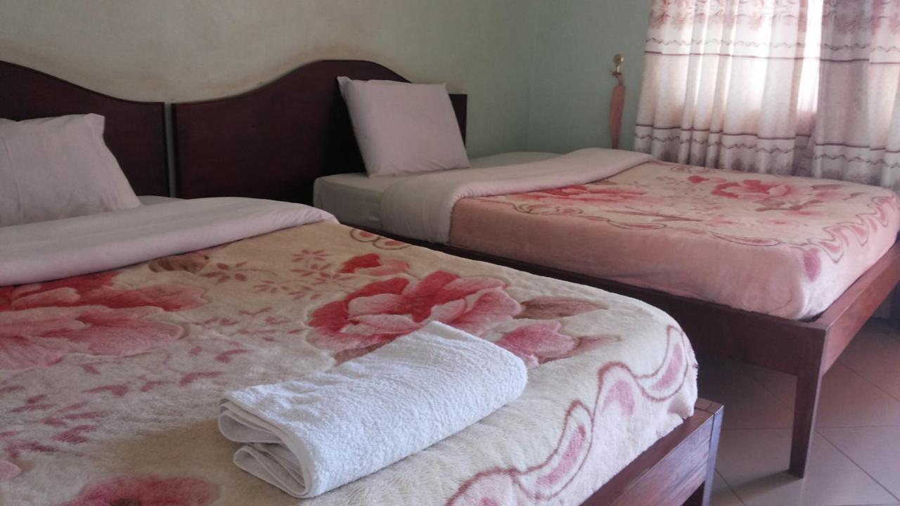 Daysinn Hotel Lira Buitenkant foto